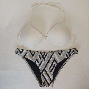 Hot Peach Apparel Two-Piece Bikini